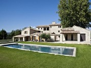  Gordes - 7 000 000 &euro; * - 800 m²