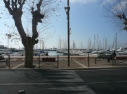 Bureau, local Le Golfe Juan