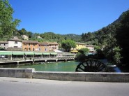 Commerce Fontaine De Vaucluse